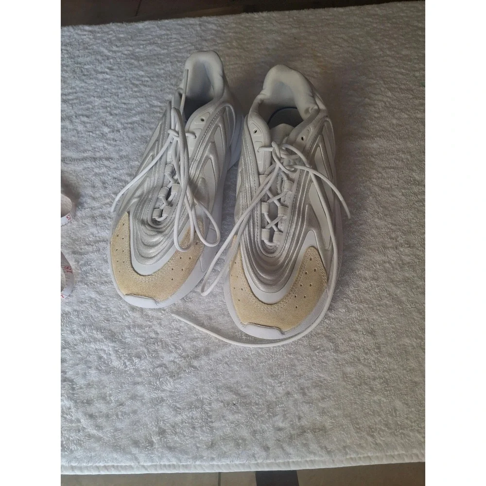 Adidas Ozelia Crystal White Alumina Sneakers H04269 Mens 8.5 US
